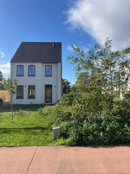 foto bouwgrond , halfopen bebouwing, eigentijds, zonhoven